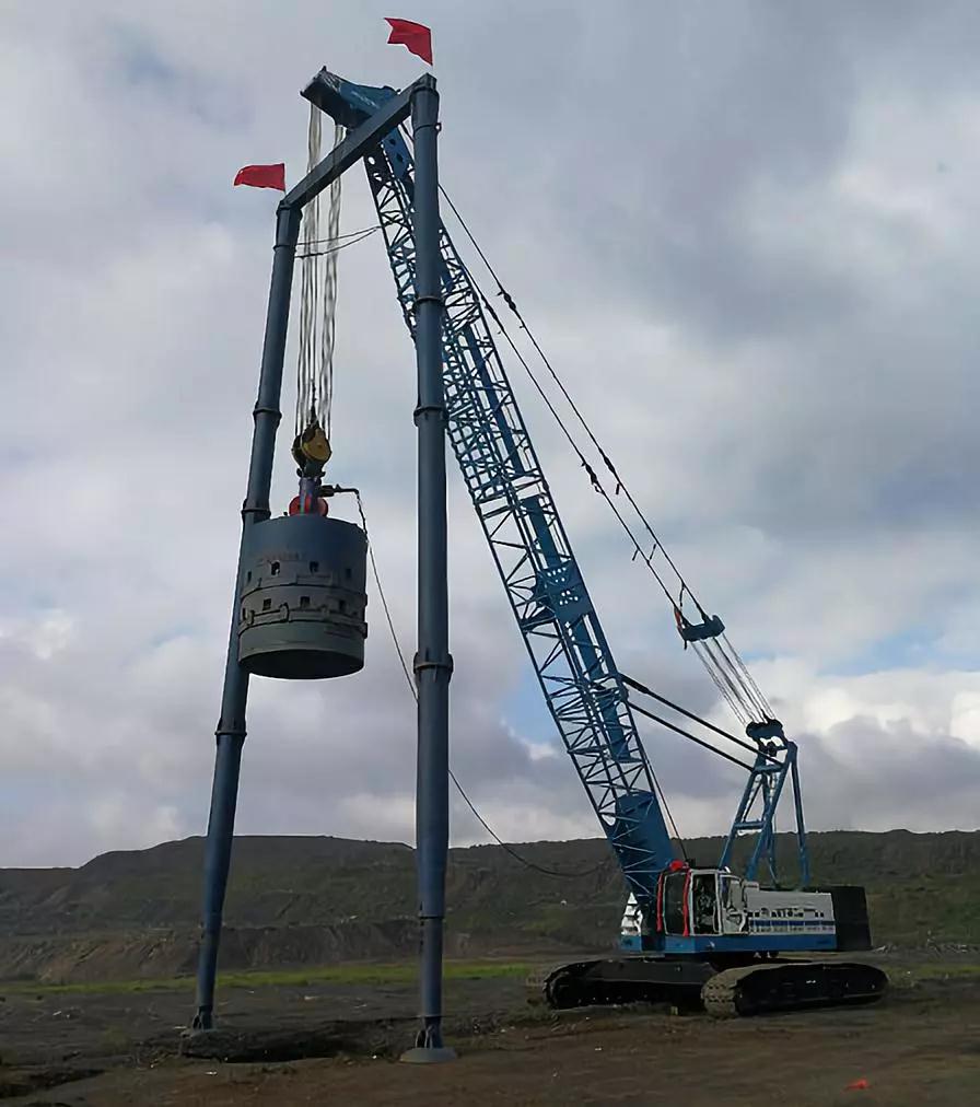 強(qiáng)強(qiáng)聯(lián)手·夯定未來(lái)！鄭宇強(qiáng)夯配合寧夏天斧138噸大錘震撼開(kāi)錘