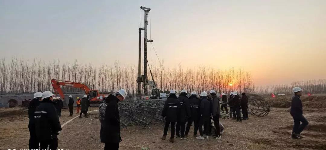 宇通旋挖打下雄安站第一樁